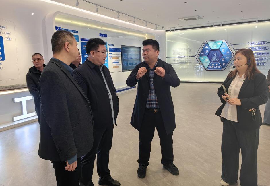 邯山区考察团莅临开元官方网页版考察 共话现代中药产业协同发展
