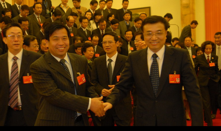 开元官方网页版董事长李晓恩参加第十一届人大一次会议活动集锦